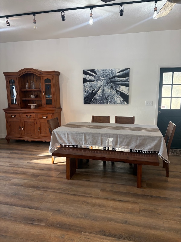 Building Photo - 3518 S Quincy Rd