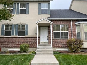 Building Photo - Half Price 1st Month! Beautiful 4 Bedroom 3.5 Bathroom Town Home In Logan