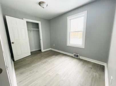 Building Photo - 155 Oak St