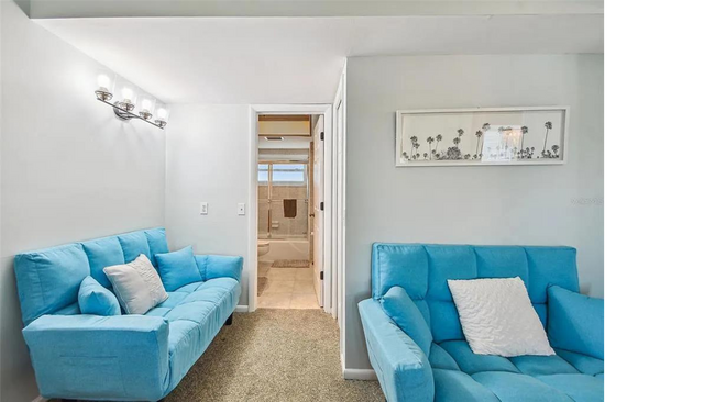Building Photo - Beautiful 2-Bedroom Condo in a 55+ Communi...