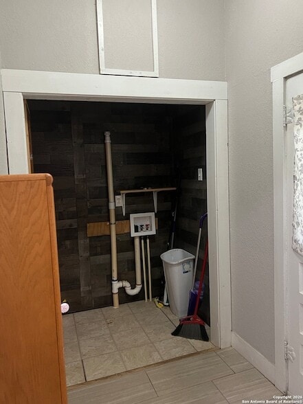 Building Photo - 129 W Young