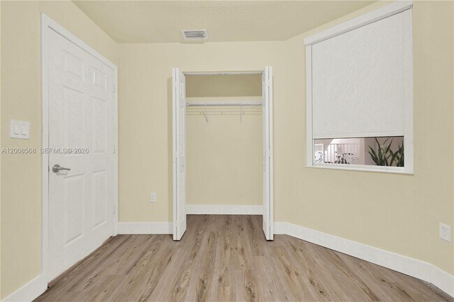 Building Photo - 11501 NW 89th St