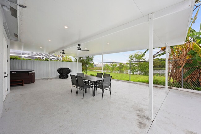 Building Photo - 1209 Olympic Cir