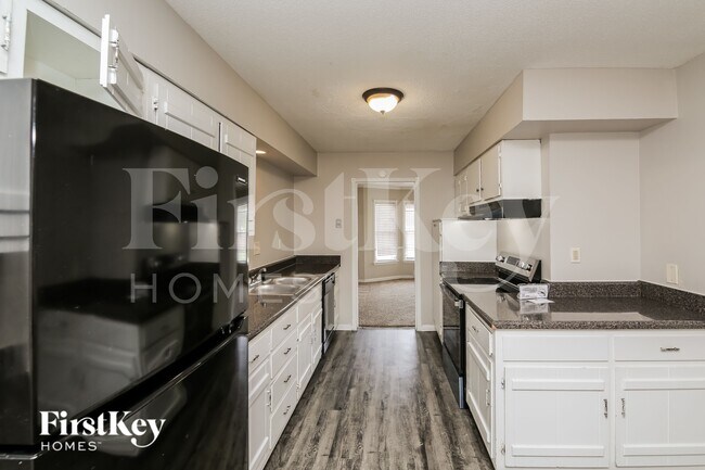 Building Photo - 2097 Meadowview Ln