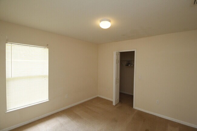 Building Photo - 885 Tavernier Cir NE