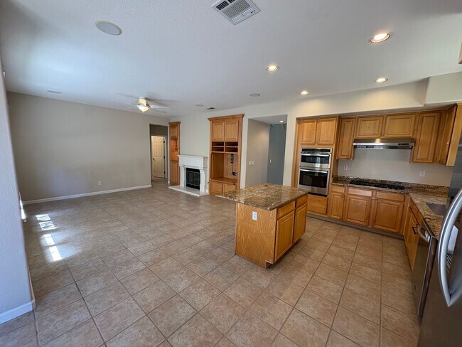 Building Photo - 5411 Asterwood Dr