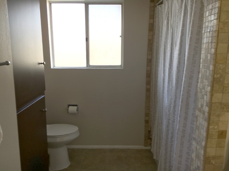 Building Photo - 25863 Pacific St