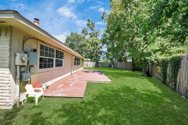 Building Photo - 22407 Millgate Dr