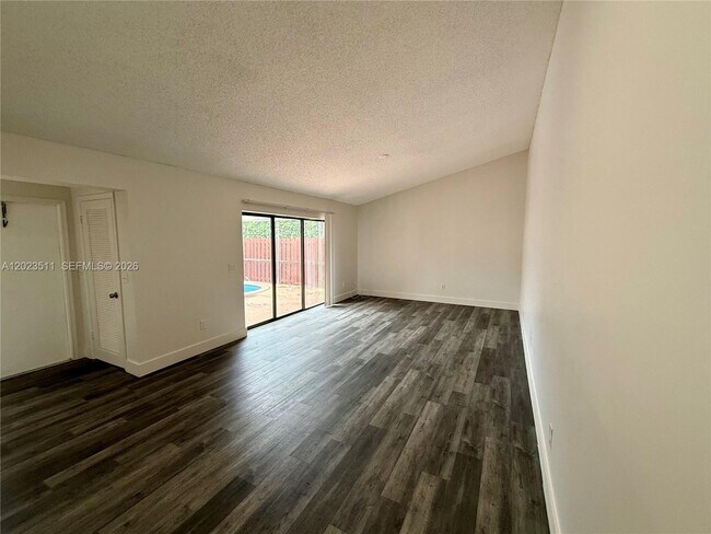 Building Photo - 4300 Landar Dr