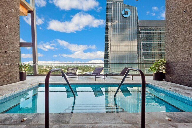 Building Photo - 1451 Brickell Ave