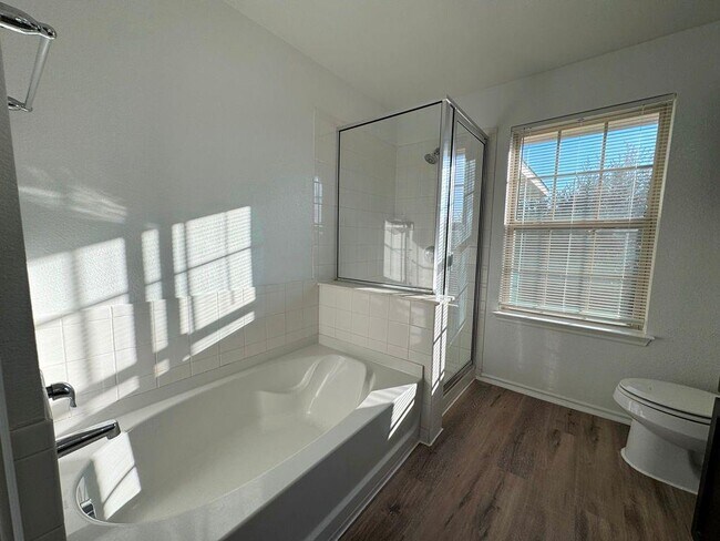 Building Photo - 15206 Walcott Dr