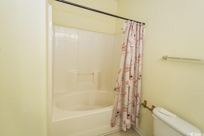 Building Photo - 121 Ashley Park Dr