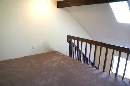 Building Photo - 822 White Oak Dr