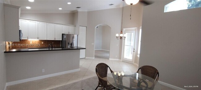 Building Photo - 8092 Driggs Hill