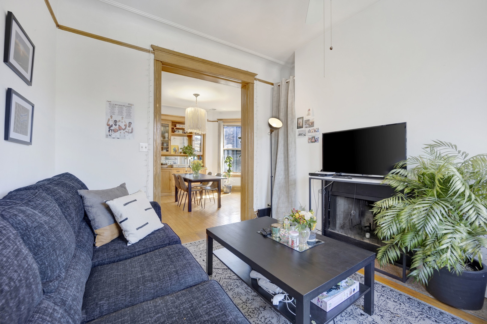 Building Photo - 3132 N Clifton Ave