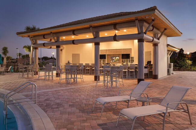 Building Photo - 1555 Flange Dr