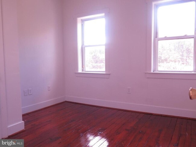 Building Photo - 413 S Norris St