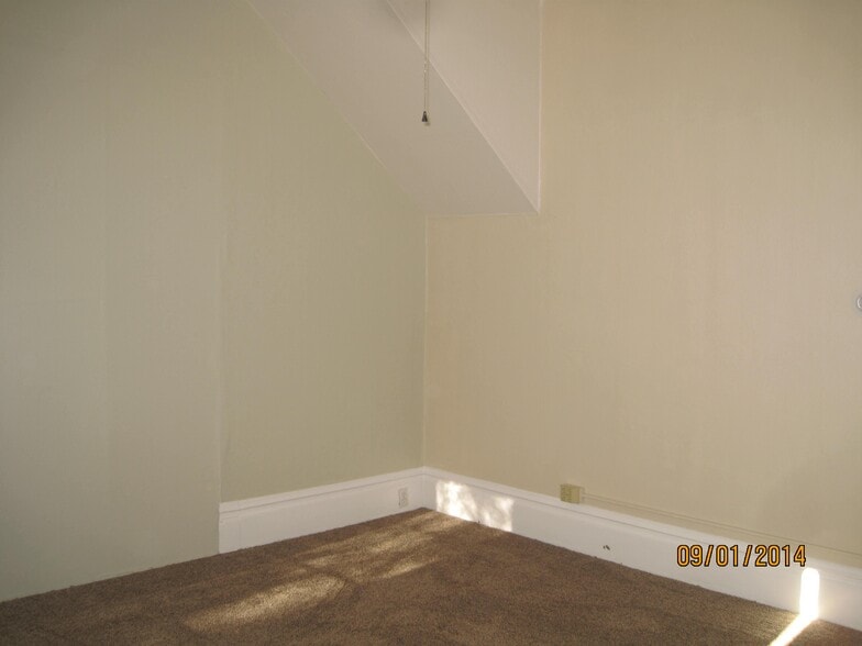 Building Photo - 290 N 300 E