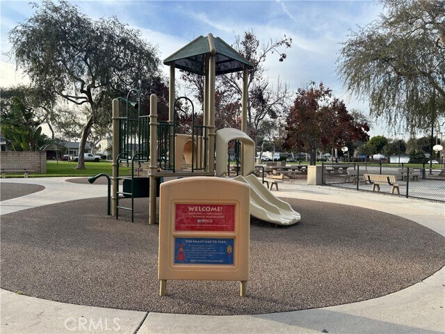 Building Photo - 234 N Martha Pl