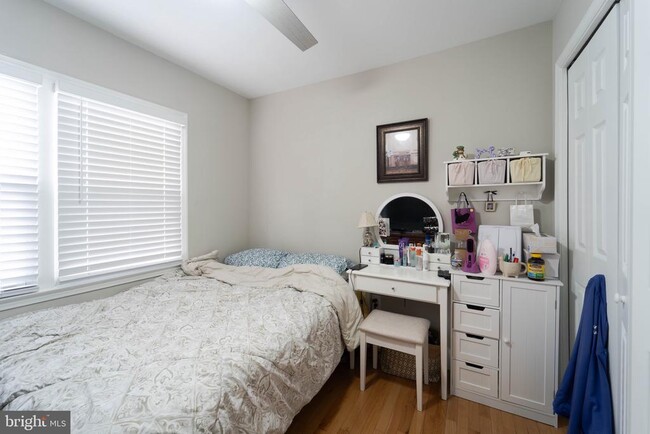 Building Photo - 4541 Ravensworth Rd