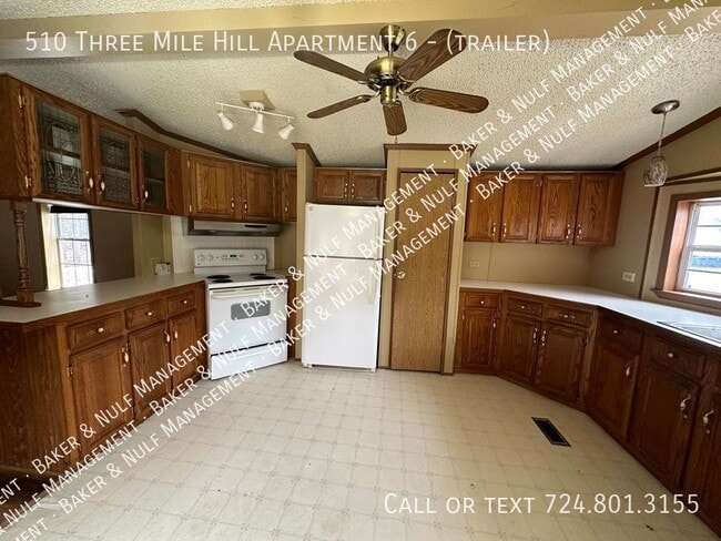 Building Photo - 510 Three Mile Hill - 6 Rear (trailer)