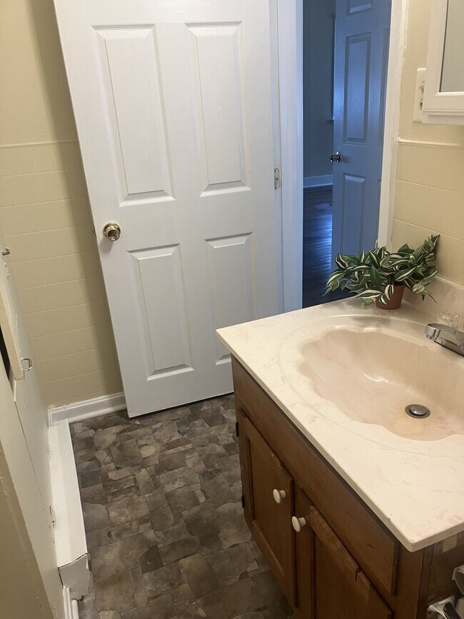 Building Photo - 48844 Park Pines Dr