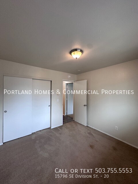 Building Photo - 15796 SE Division St