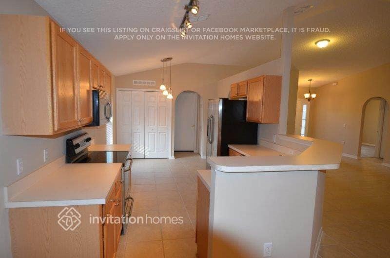 Building Photo - 4118 Half Moon Cir