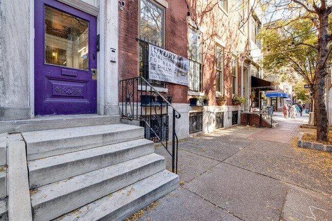 Building Photo - 1705 Spruce Street