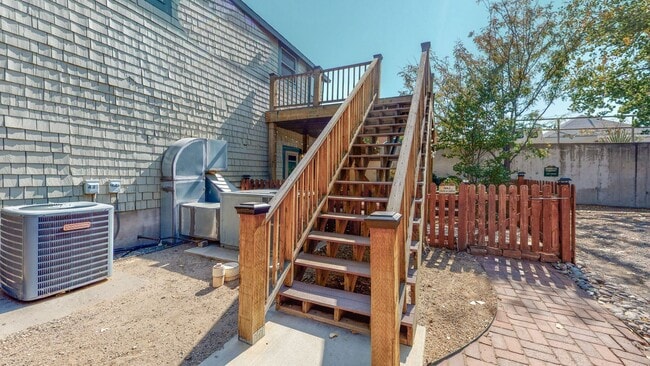 Building Photo - HISTORIC EDO 2/BD 2/BA CONDO