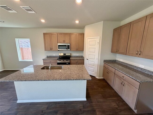 Building Photo - 117 Rocky View Ln