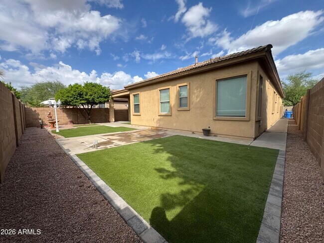 Building Photo - 3433 W Languid Ln
