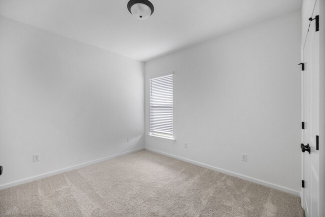 Building Photo - 39417 N Bunker Hill Rd