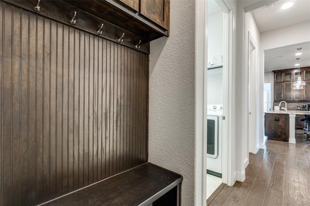 Building Photo - 814 Davids Way