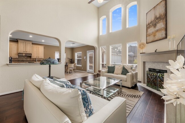 Building Photo - 3902 Lakeridge Canyon Dr