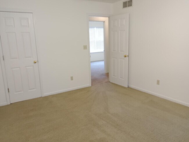 Building Photo - 3501 Delmar Ct