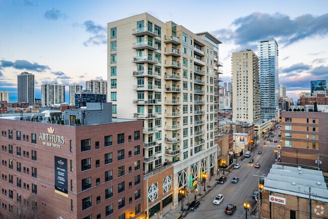 Building Photo - The Venetian