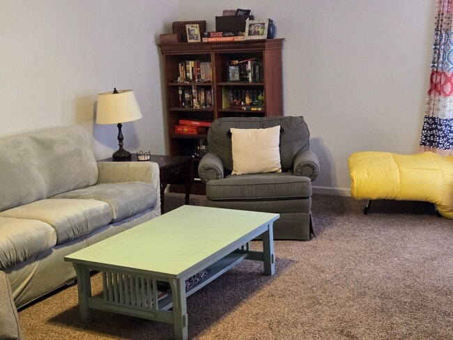Building Photo - Nice Brick Ranch-Style House located across from Lowes in Sylva- 3BD/2BA $1800 a month available ...