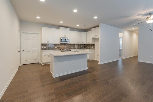 Building Photo - 5302 Mulberry Grove Ln