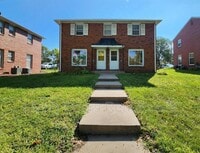 Building Photo - 312 S 47th St