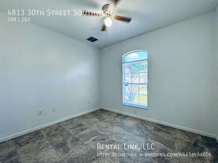 Building Photo - 4813 30th St SW