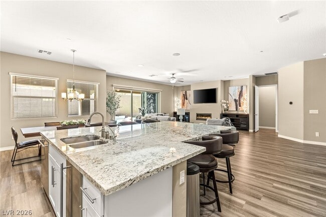 Building Photo - 1133 Pandora Canyon St