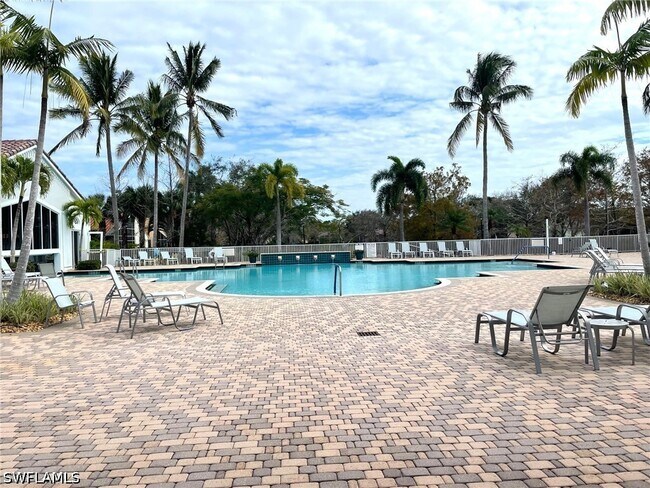 Building Photo - 20319 Castlemaine Ave