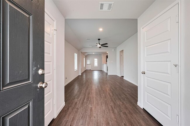 Building Photo - 22548 Cormorant Ct