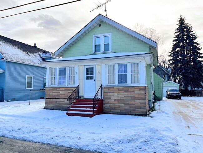 Building Photo - 58 Gilbert Ave