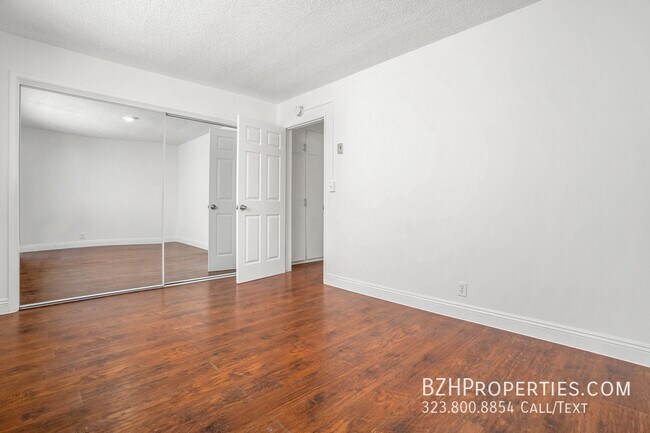 Building Photo - Beautiful 1 Bedroom in Prime Hollywood