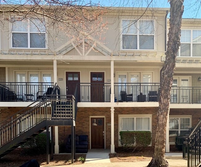 Primary Photo - 2 Bedroom Townhome - Woodlands of Clemson