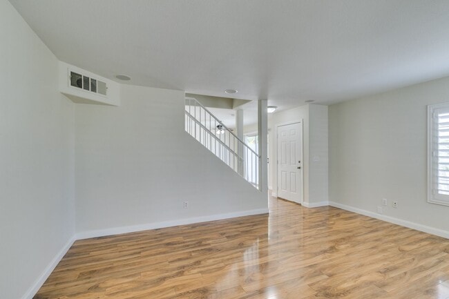 Building Photo - Coming Soon!! 3 Bedroom 2.5 Bathroom Townh...