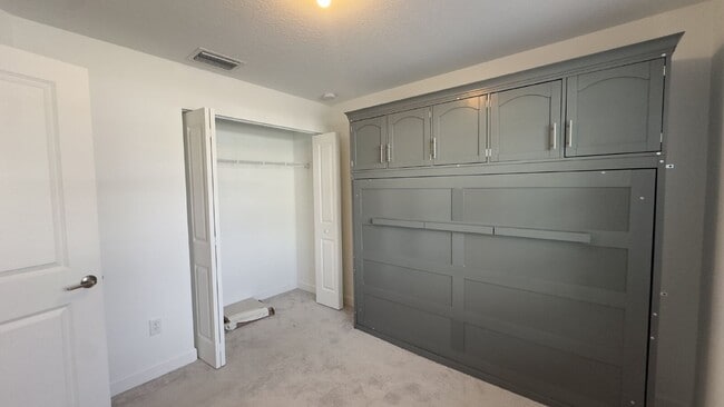 Building Photo - 4230 Napoli Lake Dr