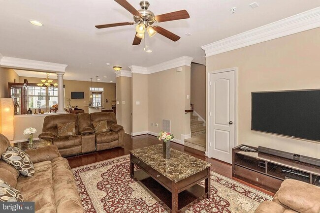 Building Photo - 11882 Country Squire Way